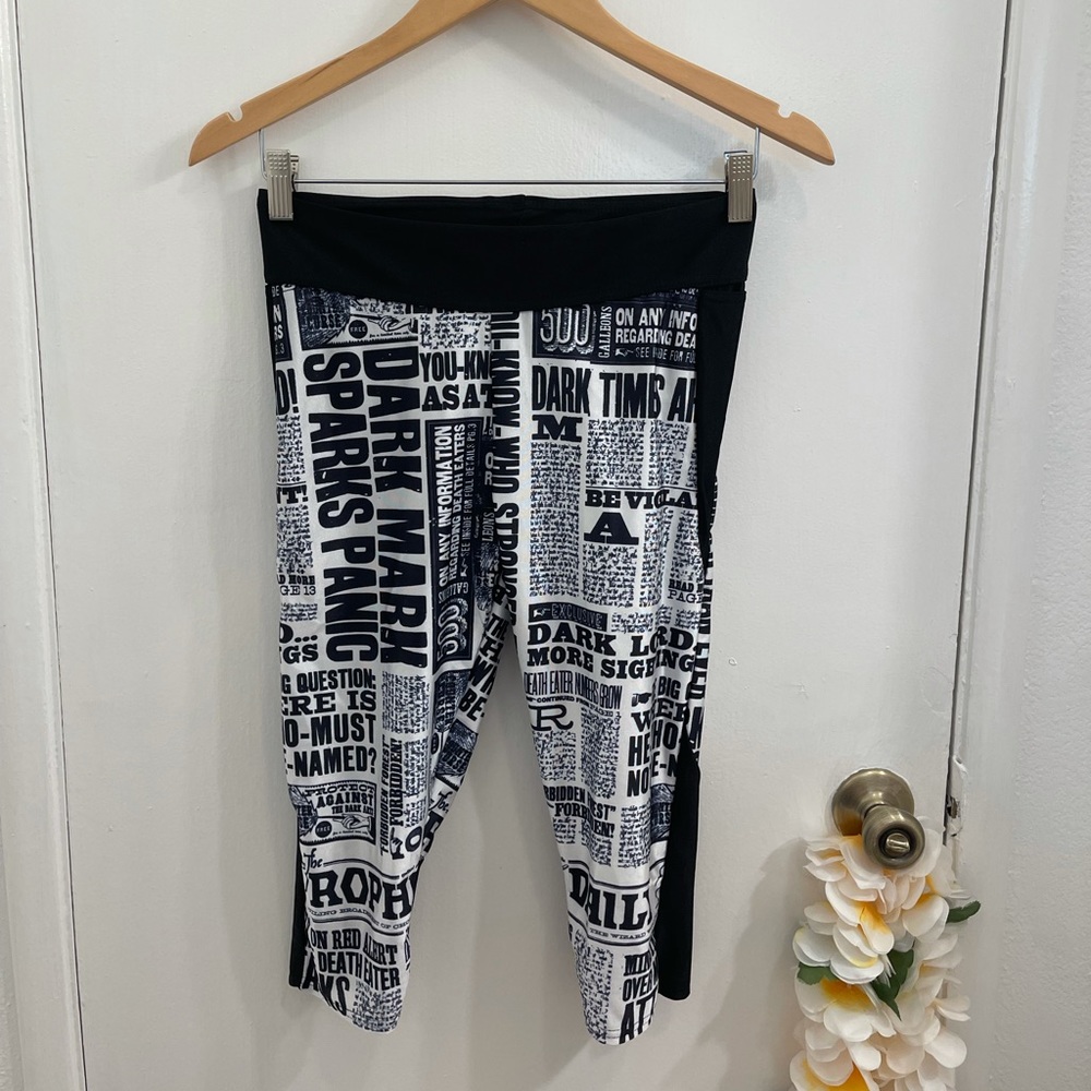 Lotus leggings, tag says XL, fits as  XS/S